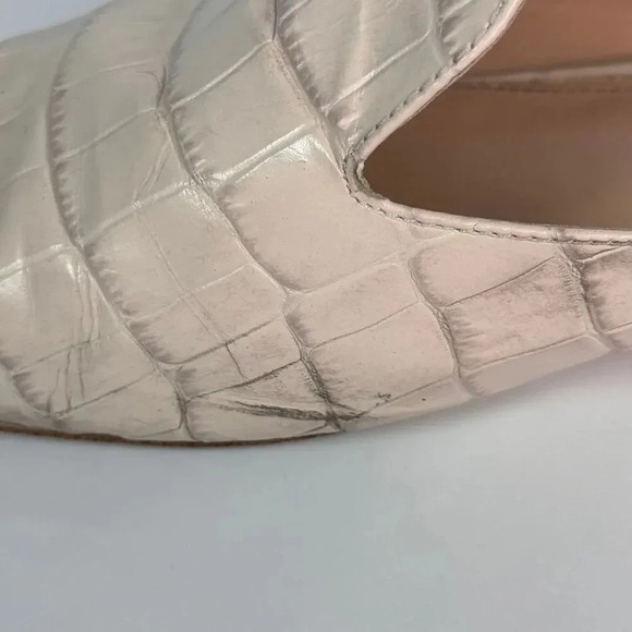 Michael Kors Natasha Embossed Leather Slides Creamy 10M Minimalist Old Money - Picture 4 of 8